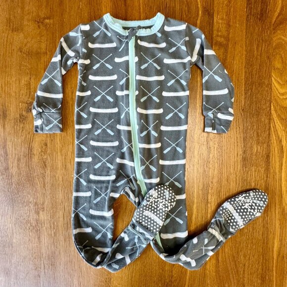 KICKEE PANTS Zip Footie Romper Boys 9-12 Mos Bamboo Gray Stone Paddles + Canoe - Picture 3 of 8